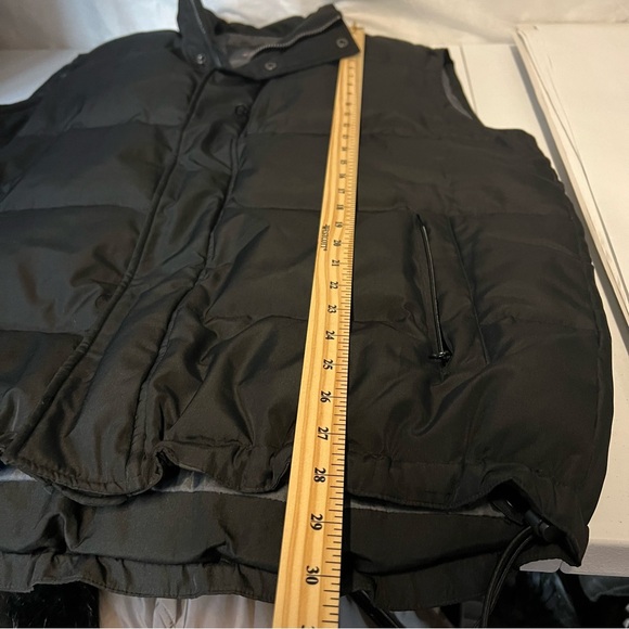Orion Sport men’s black down filled blocked quilted vest zipper front size Large - Picture 16 of 16
